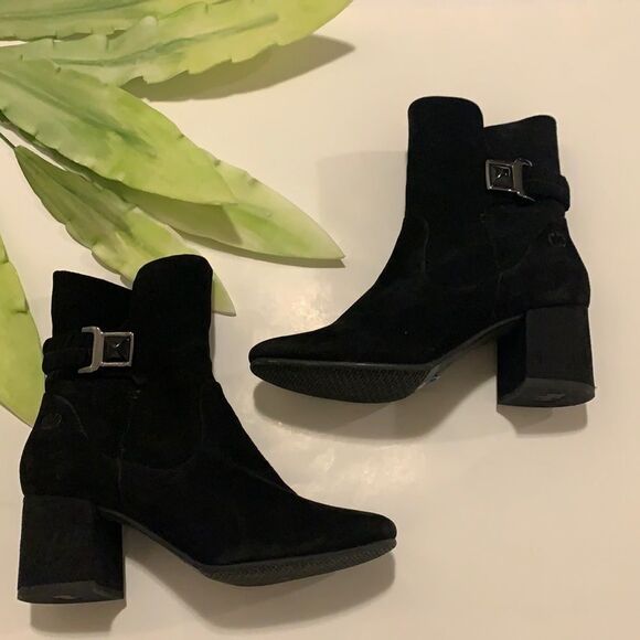 🌟GERRY Weber Ankle Suede Boots🌟 - Picture 1 of 9